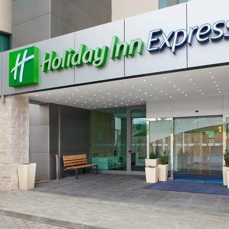 Holiday Inn Express Lisbon Airport, An Ihg Hotel Экстерьер фото